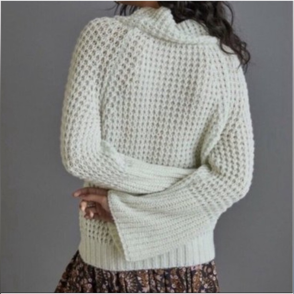 Anthropologie NWOT Maeve Dionne Bell-Sleeved Sweater size M. - Picture 9 of 10